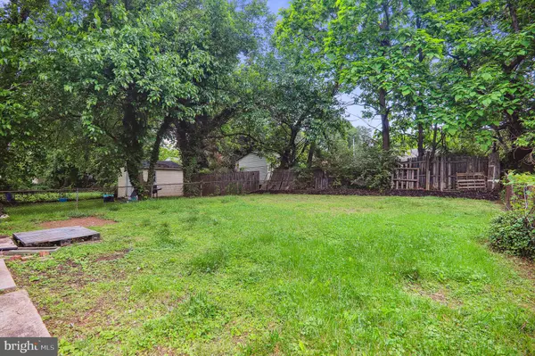 Capitol Heights, MD 20743,517 CARMODY HILLS DR