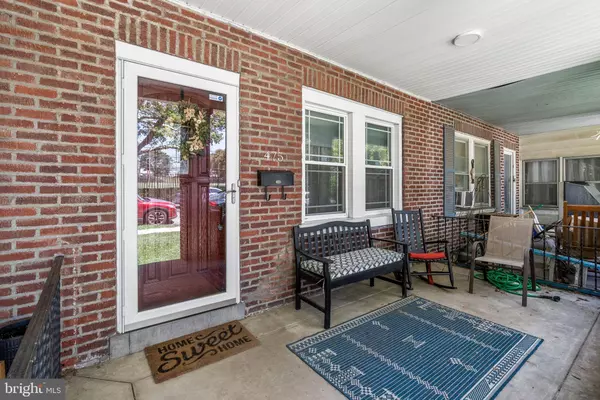 Philadelphia, PA 19128,475 PENSDALE ST