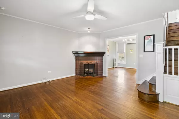 Philadelphia, PA 19128,475 PENSDALE ST