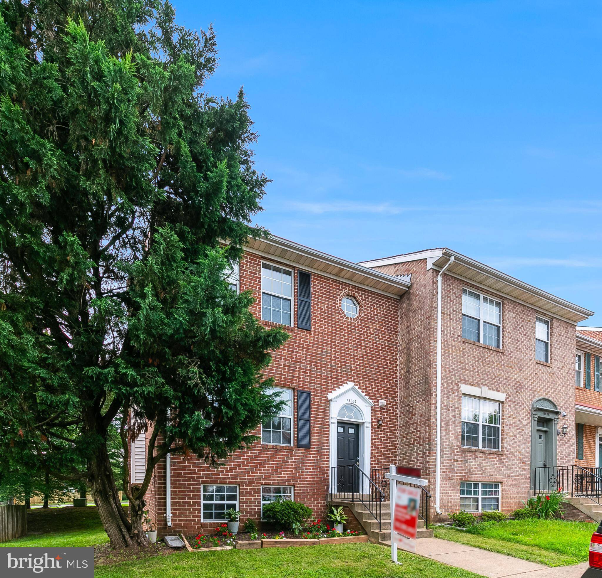 Sterling, VA 20164,46607 CARRIAGE CT