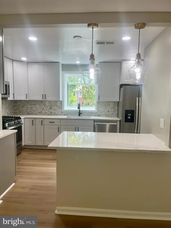 Alexandria, VA 22305,202 GUTHRIE AVE