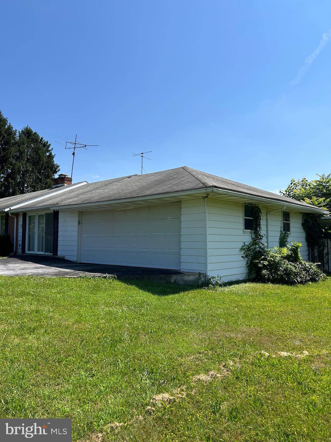 Martinsburg, WV 25403,1910 DELMAR ORCHARD RD