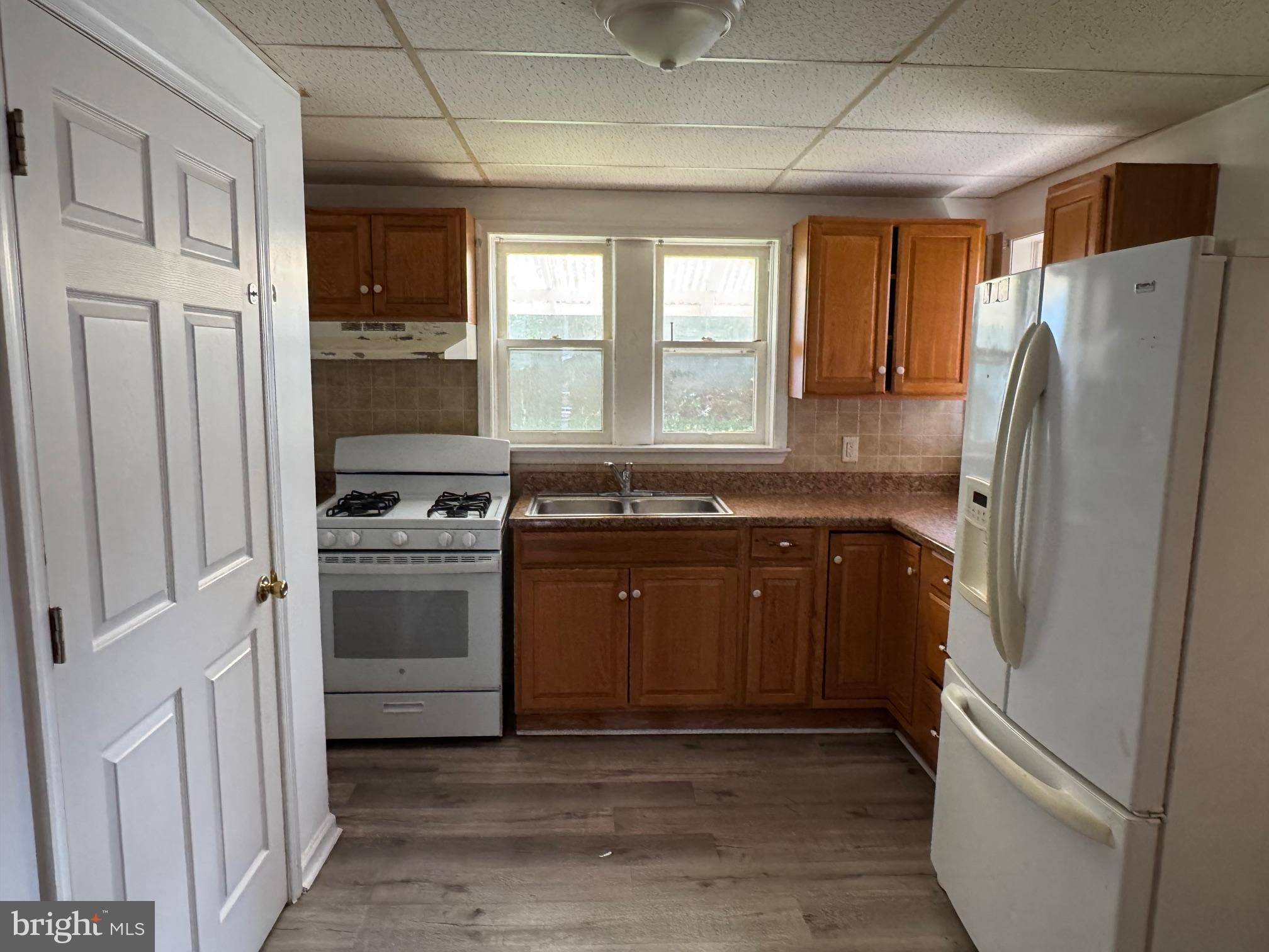 York, PA 17404,1564 W KING ST