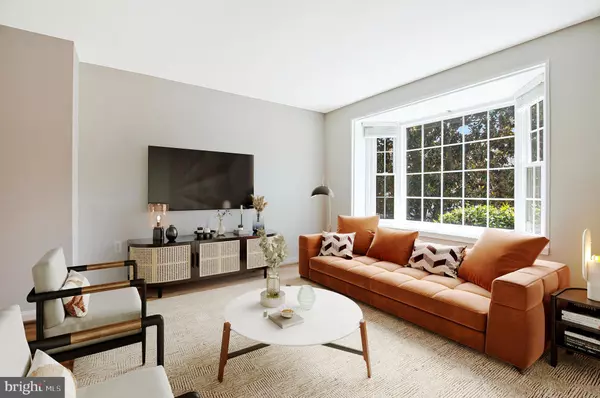 Alexandria, VA 22302,3763 KELLER AVE #111