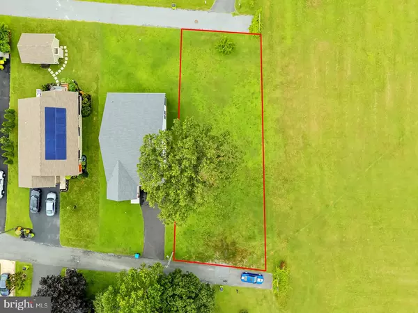 Milton, DE 19968,310 HOLLAND ST