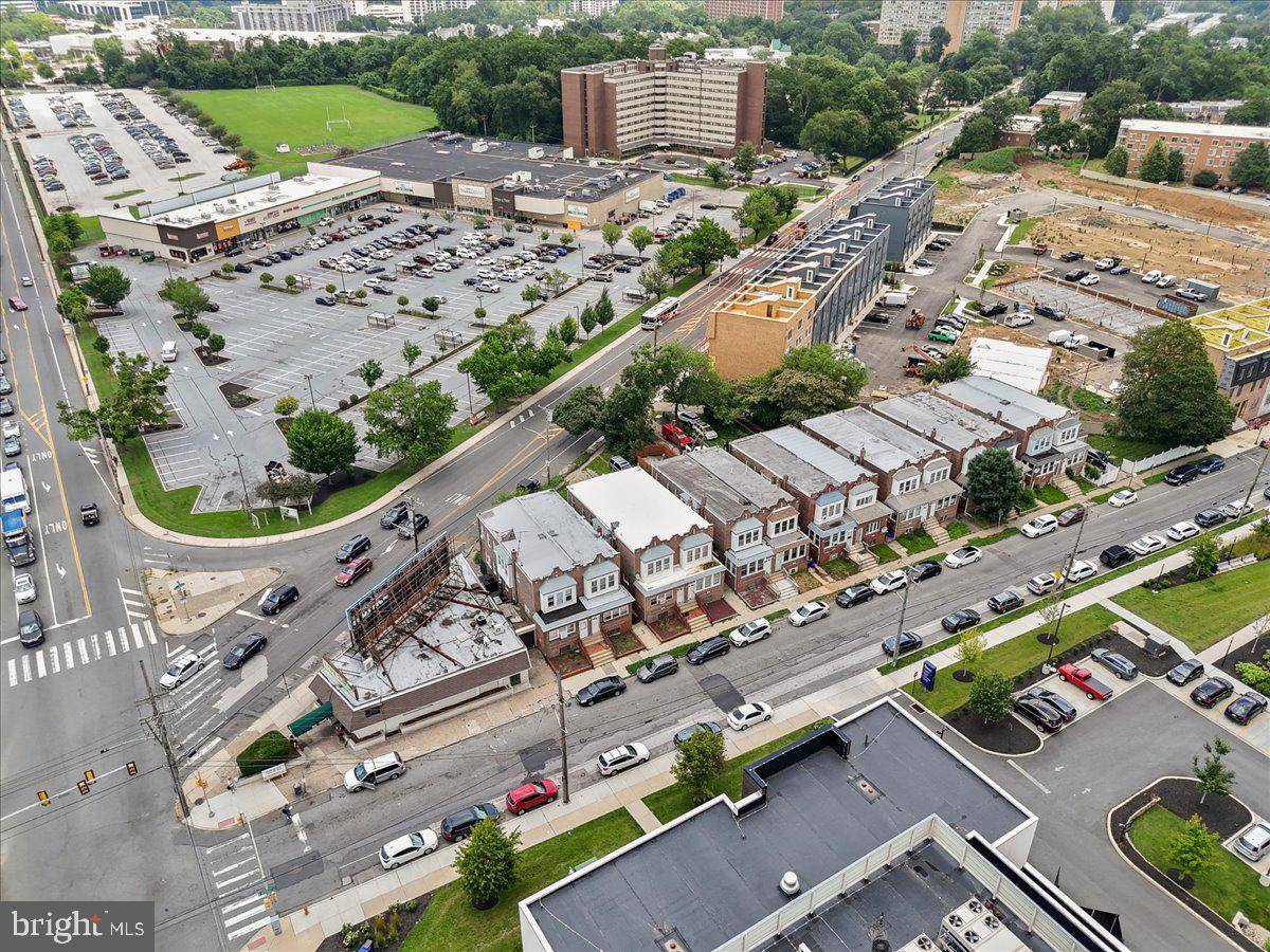 Philadelphia, PA 19131,4081-4089 FORD RD #4081, 4083, 4085, 4