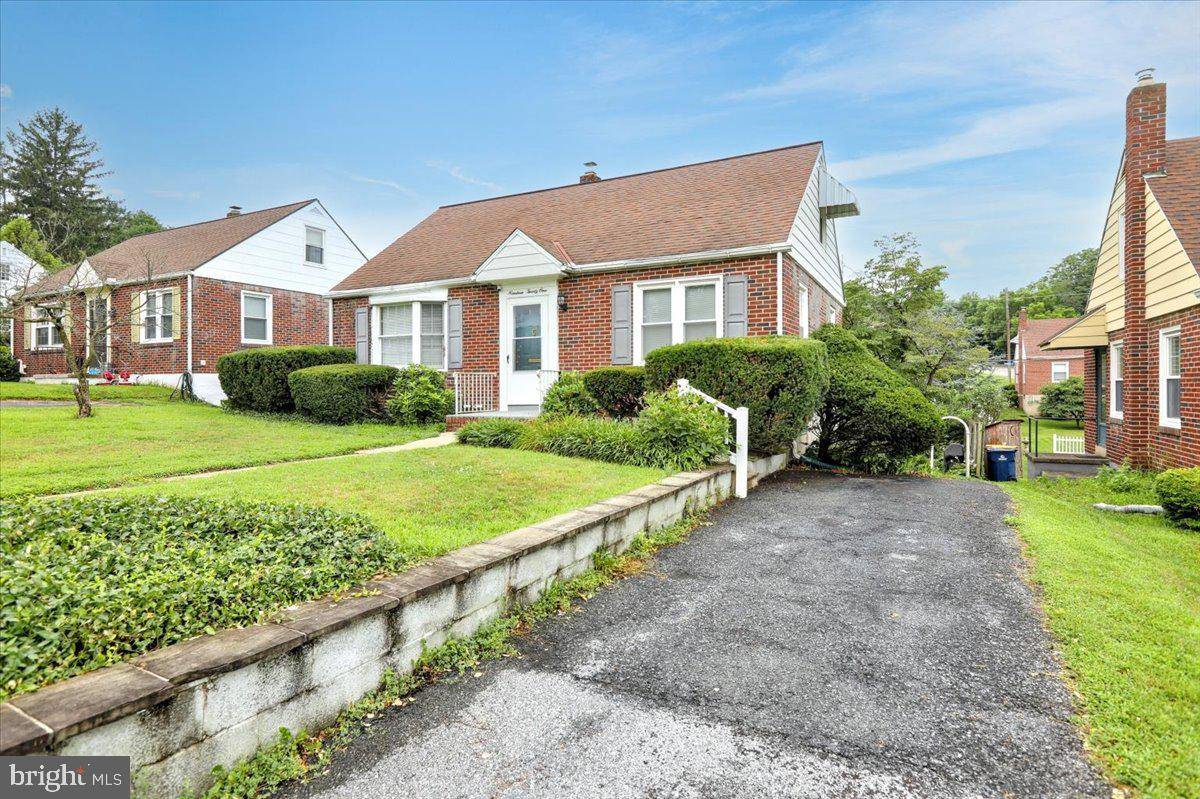 Reading, PA 19609,1921 CLEVELAND AVE