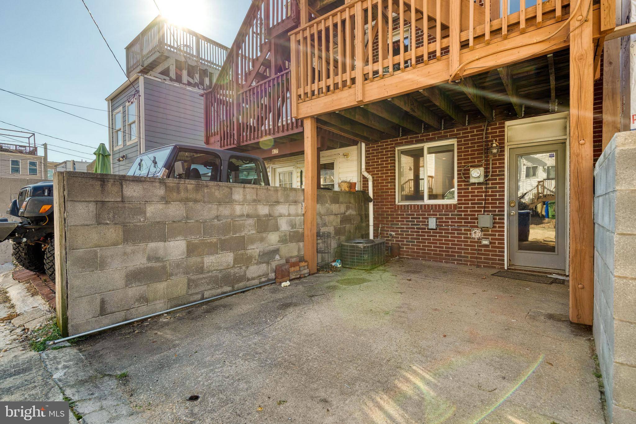 Baltimore, MD 21224,815 S LINWOOD AVE