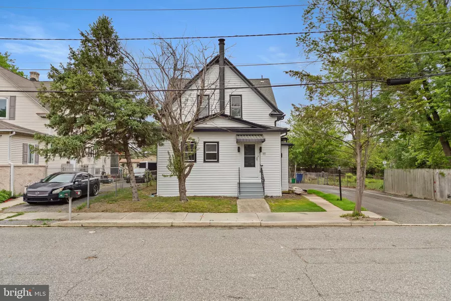 97 CHURCH ST, Thorofare, NJ 08086