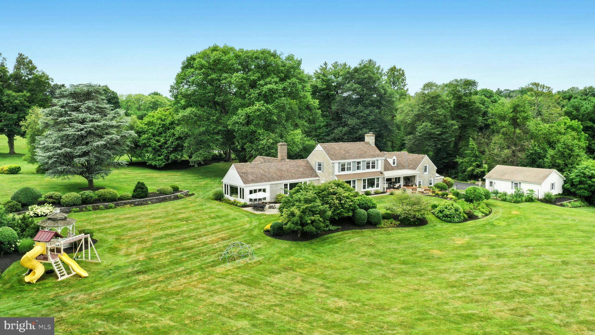 Allentown, PA 18103,2458 RIVERBEND RD