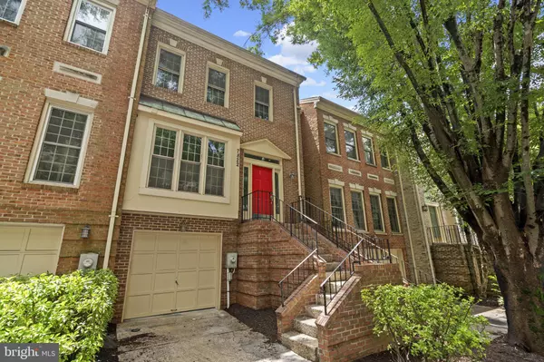 Potomac, MD 20854,7822 ORACLE PL