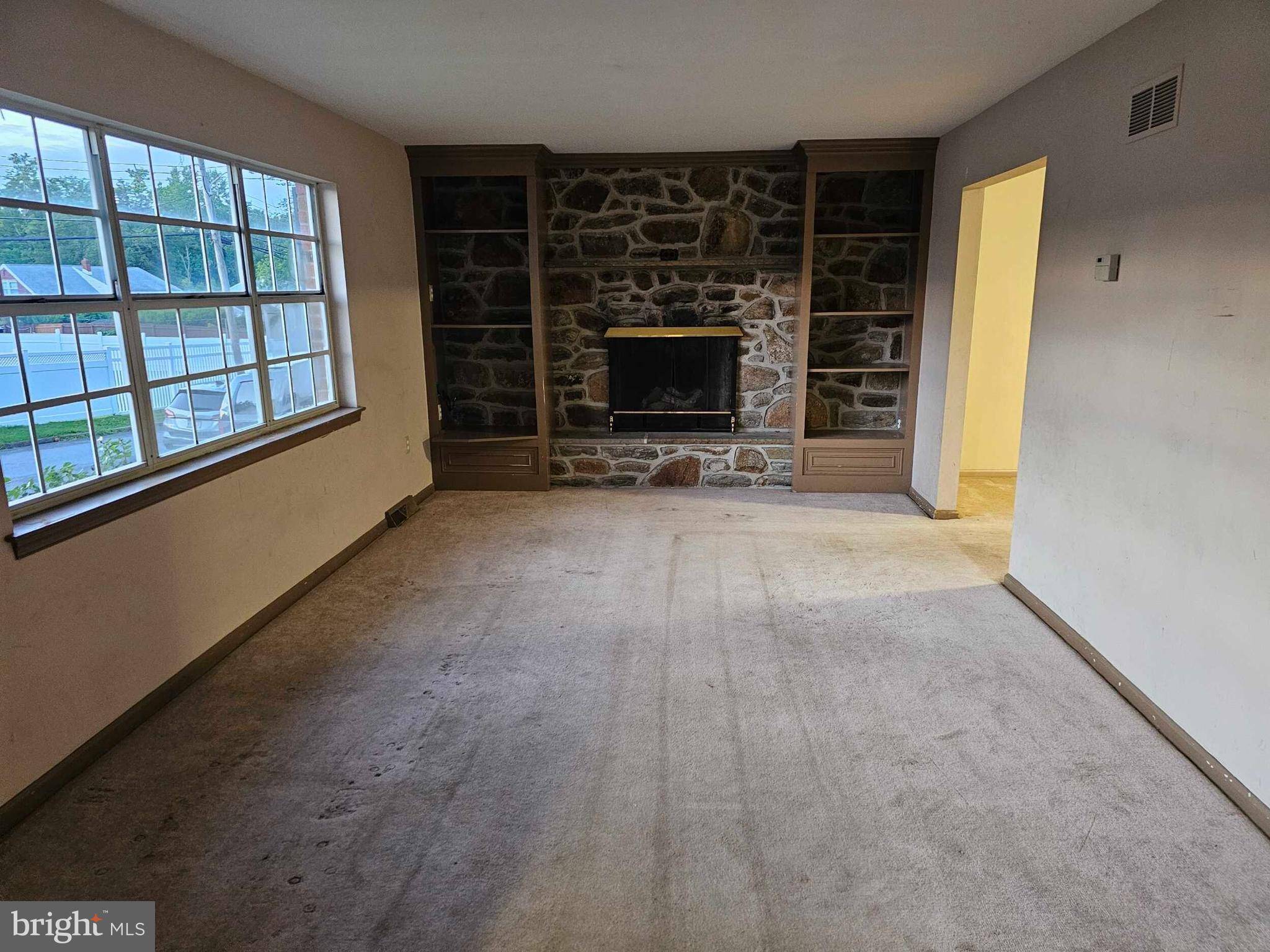 Brookhaven, PA 19015,112 WELLINGTON RD