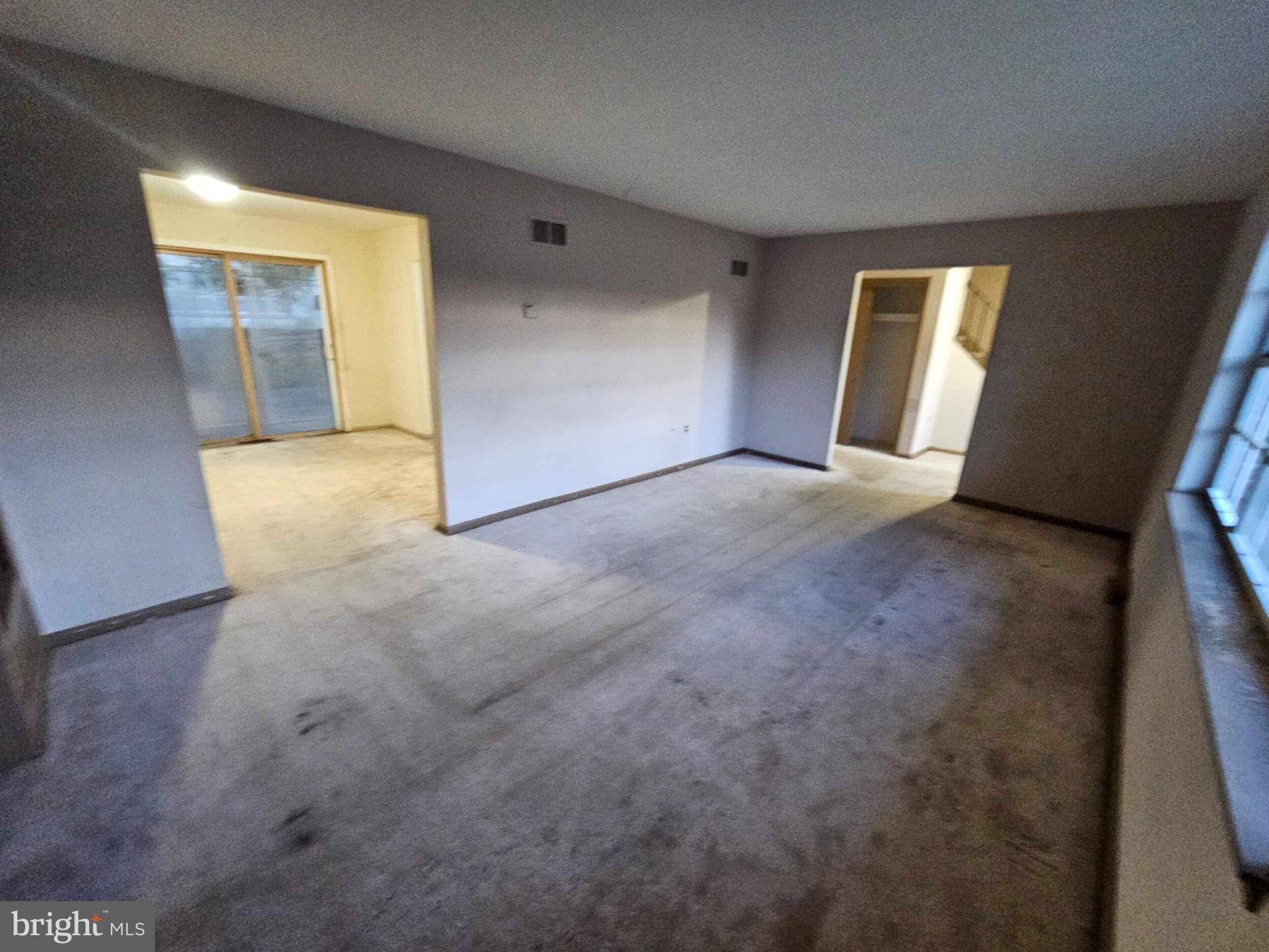 Brookhaven, PA 19015,112 WELLINGTON RD