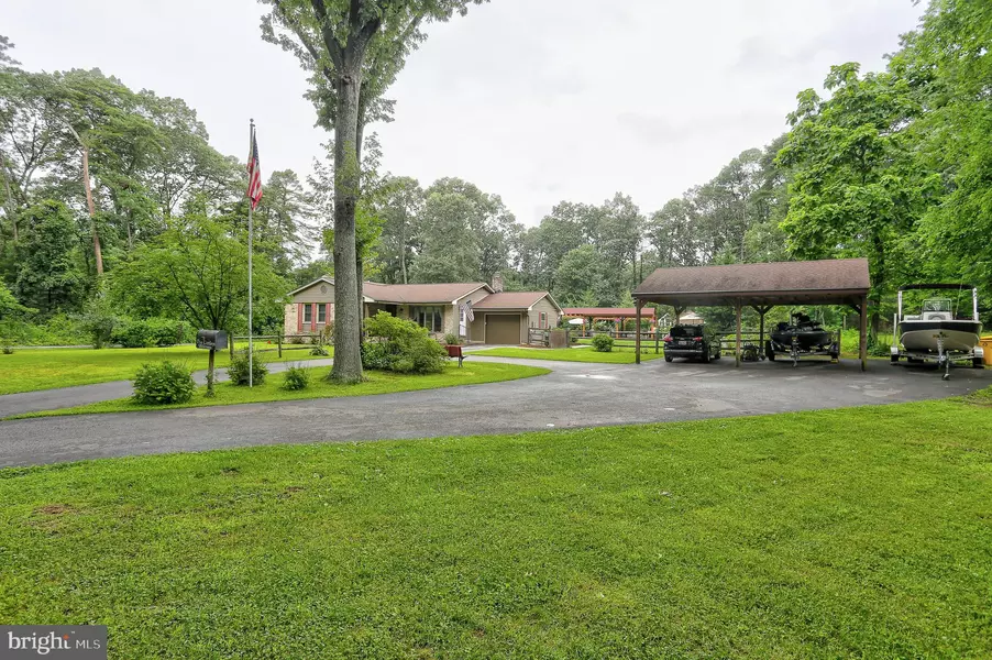 210 PINEWOOD DR, Pasadena, MD 21122