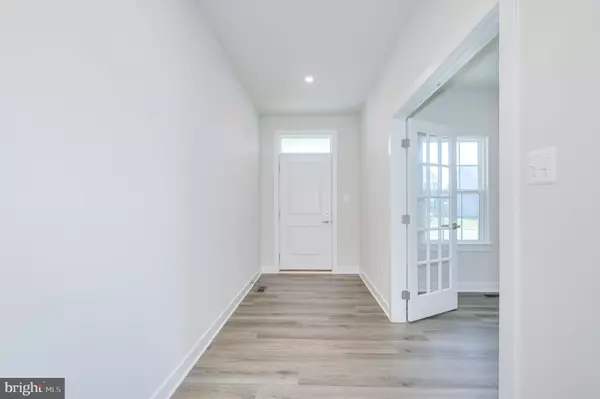 Martinsburg, WV 25403,196 MACHIAS CIR