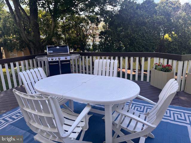 Kendall Park, NJ 08824,10 GILLIAN DR