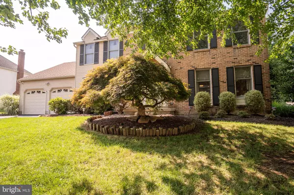 Kendall Park, NJ 08824,10 GILLIAN DR