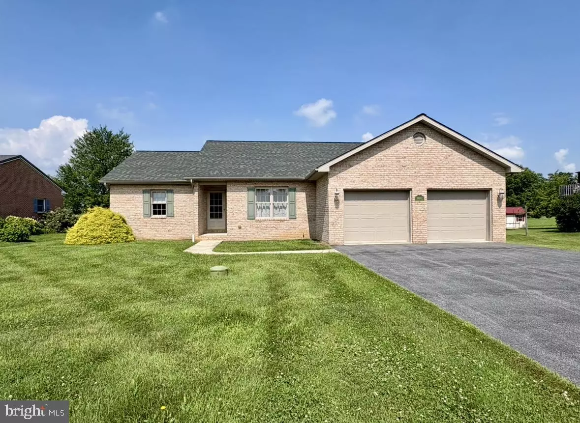 Greencastle, PA 17225,11049 KAY STREET