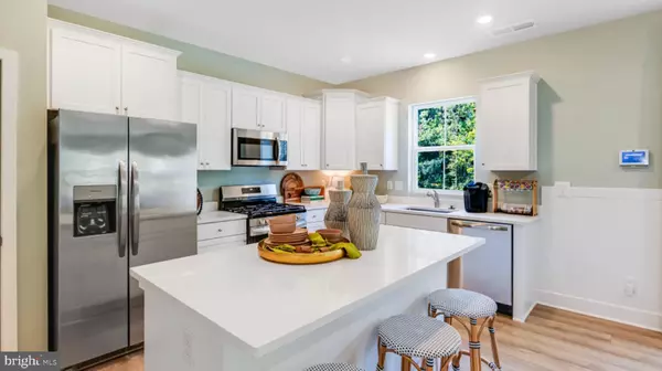 White Plains, MD 20695,5397 NEWPORT CIR