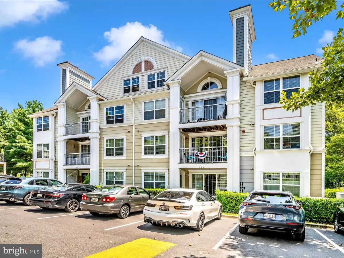 Gaithersburg, MD 20878,122 KENDRICK PL #122-24