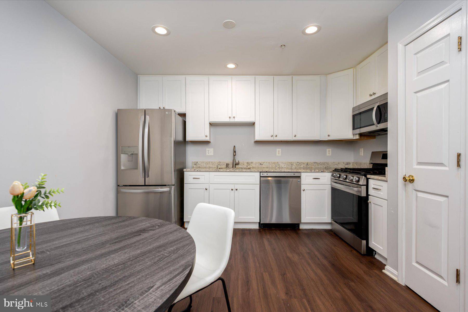 Annapolis, MD 21403,50 AMBERSTONE CT #E