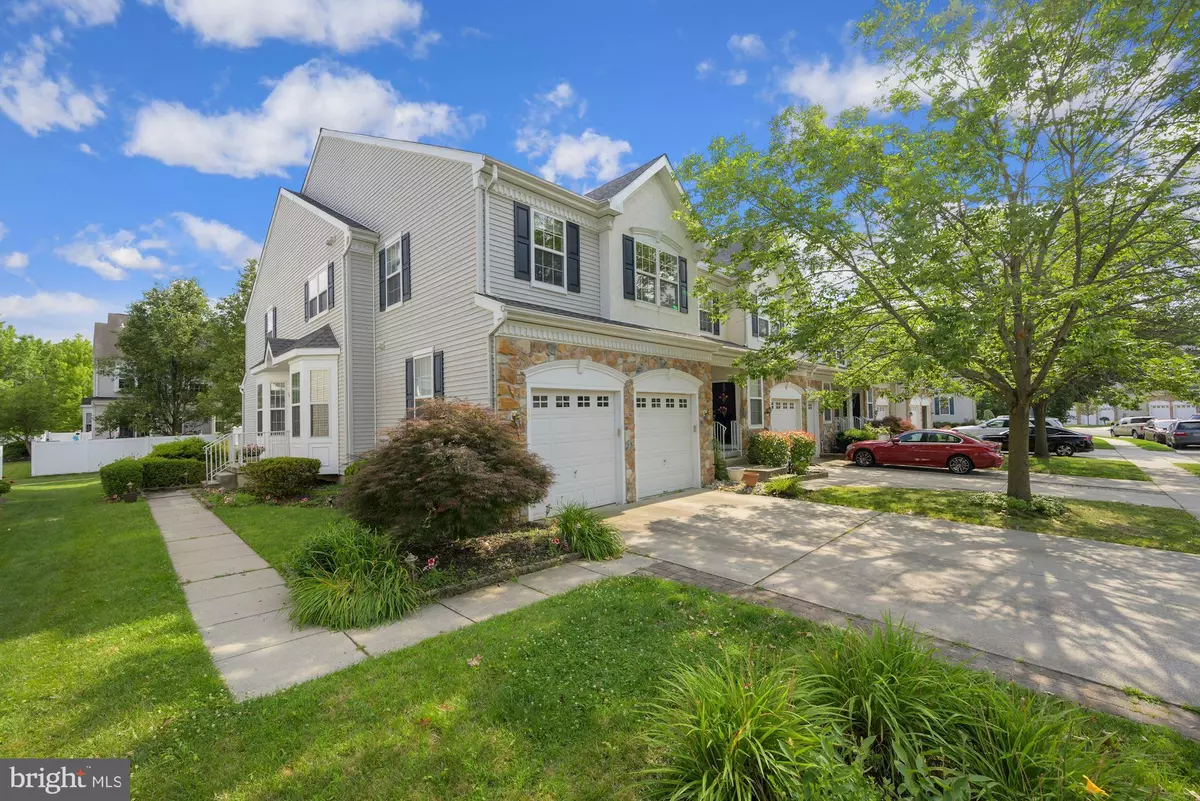 Marlton, NJ 08053,33 WEAVER DR