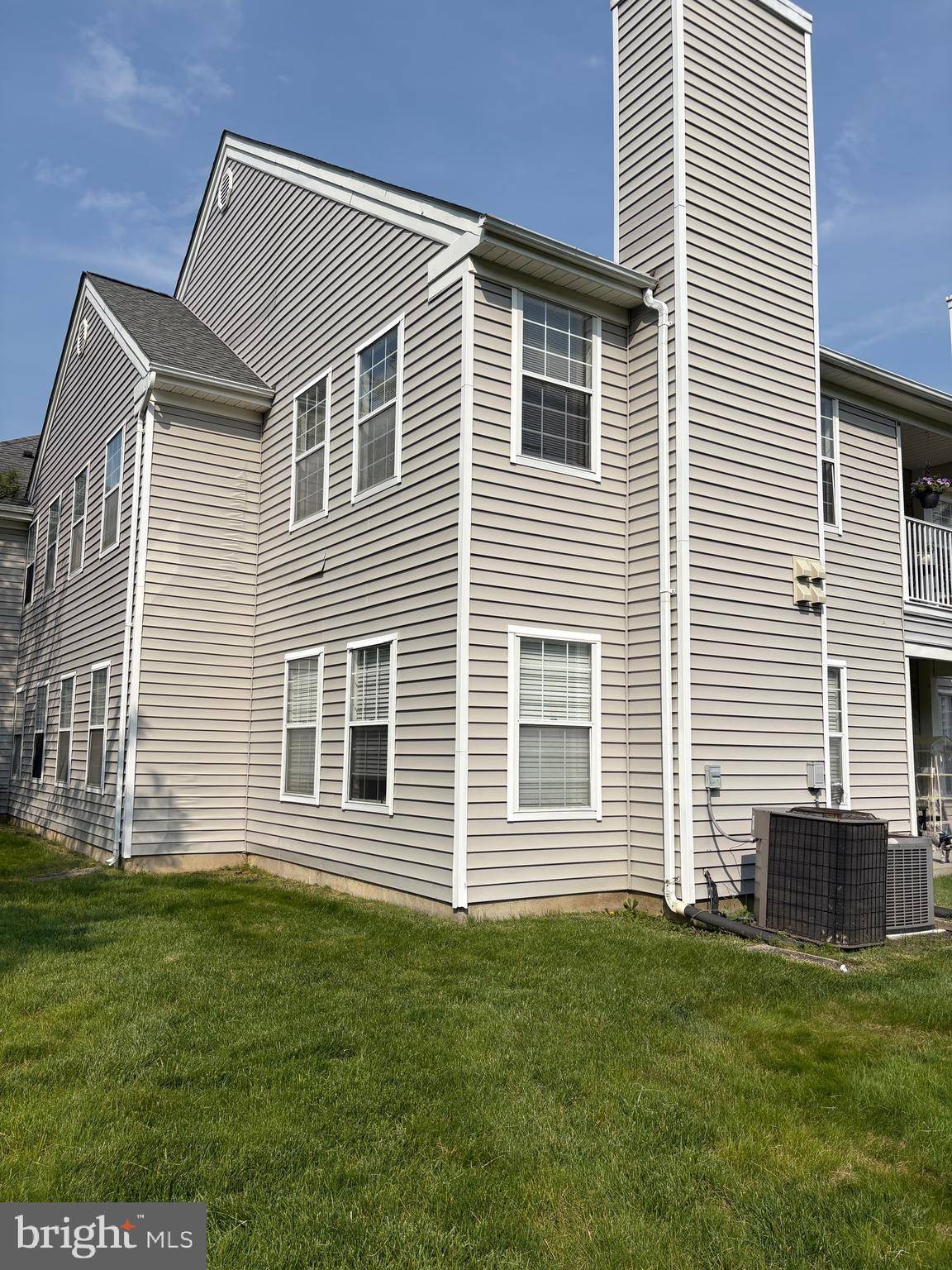 Lawrenceville, NJ 08648,704 EAGLES CHASE DR