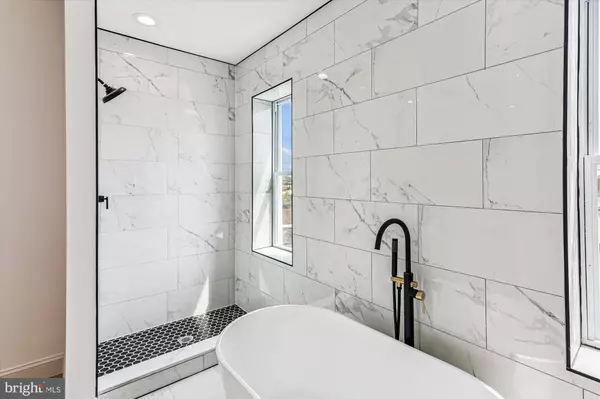 Baltimore, MD 21213,2611 E PRESTON ST