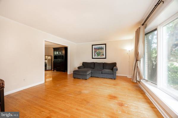 Exton, PA 19341,106 BIDDLE DR