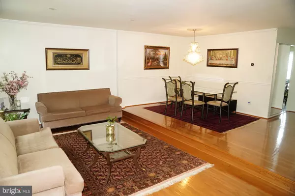 Fairfax, VA 22033,3324 BUCKEYE LN