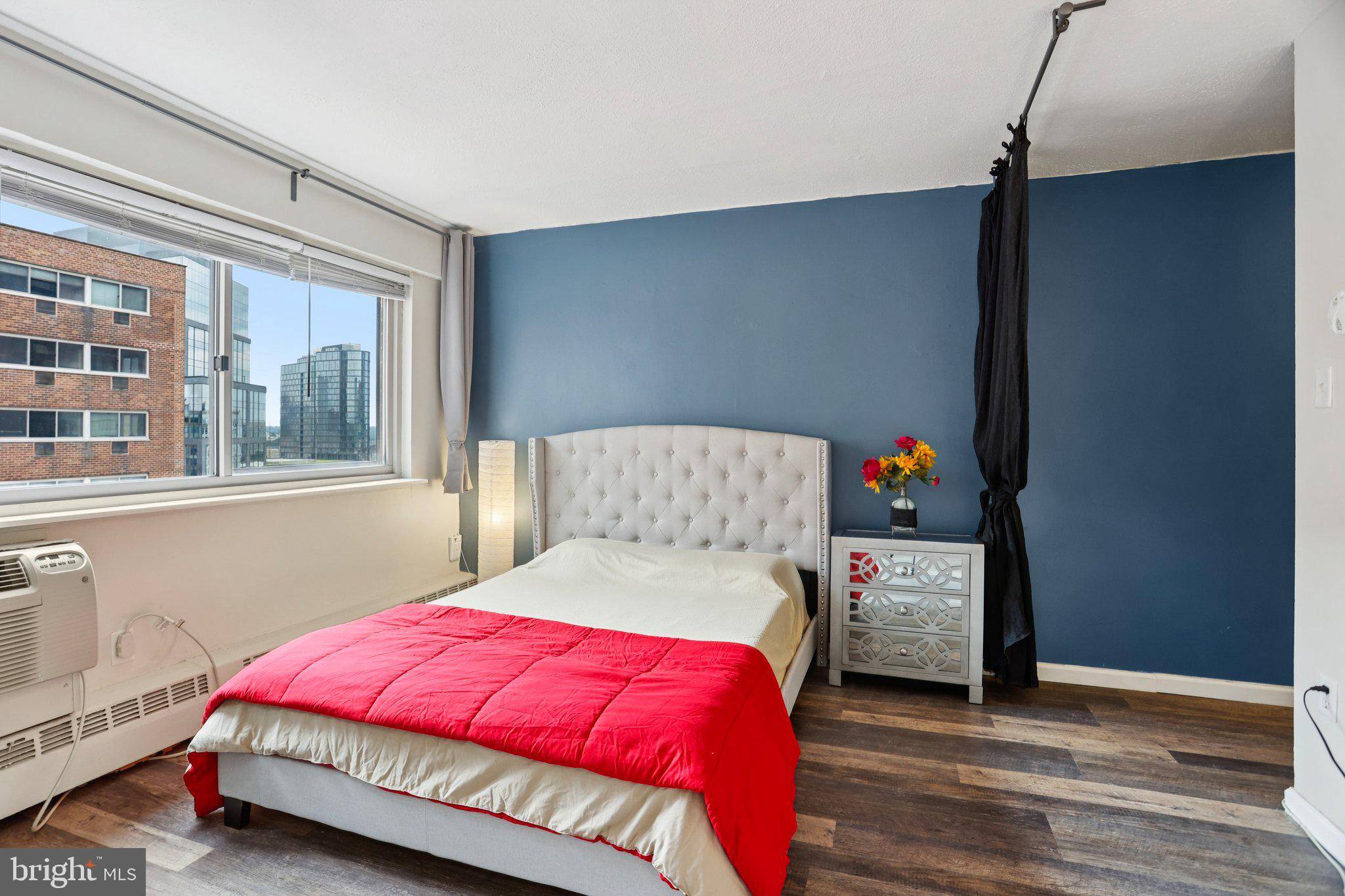 Philadelphia, PA 19103,2101-17 CHESTNUT ST #1601