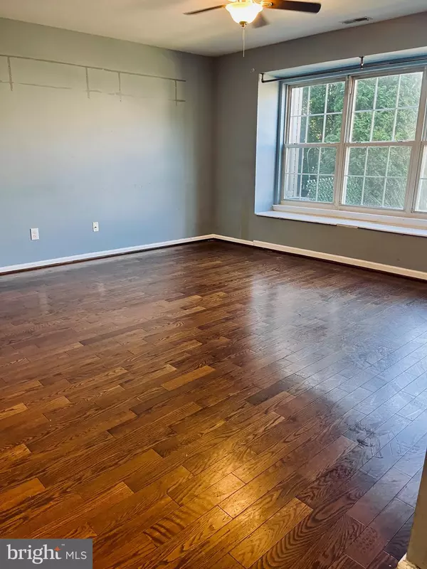 Mount Laurel, NJ 08054,603 KIRBY WAY