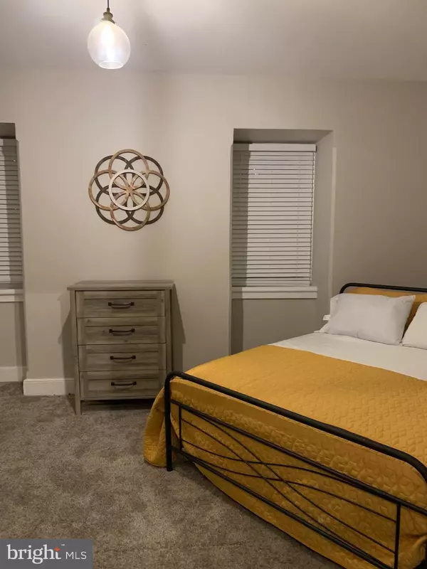 Harrisburg, PA 17104,109 WASHINGTON ST