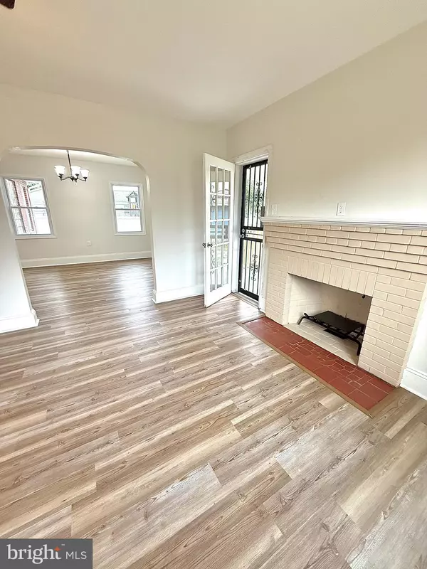 Dover, DE 19904,949 LINCOLN ST