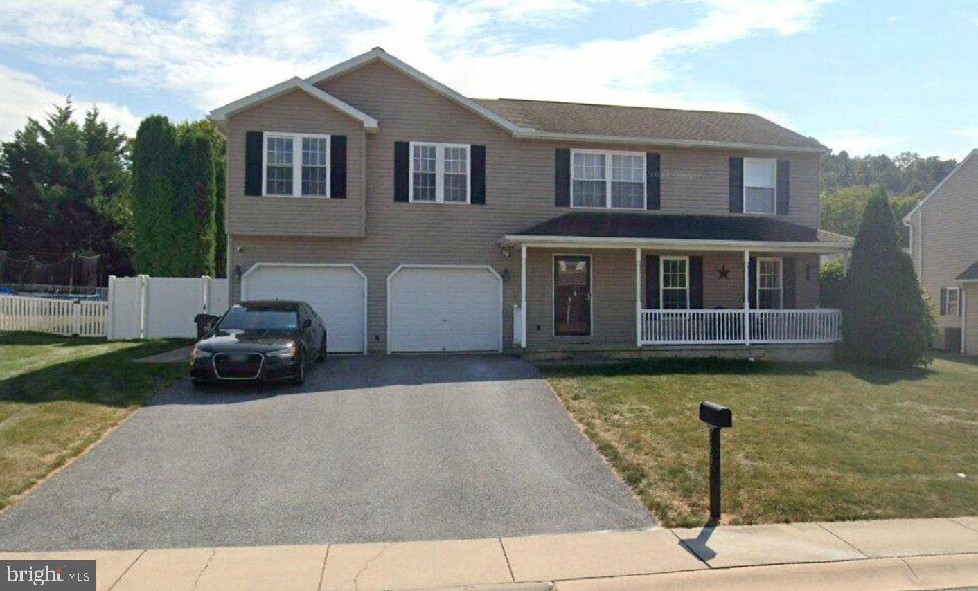 163 JULIA LN, Lebanon, PA 17042