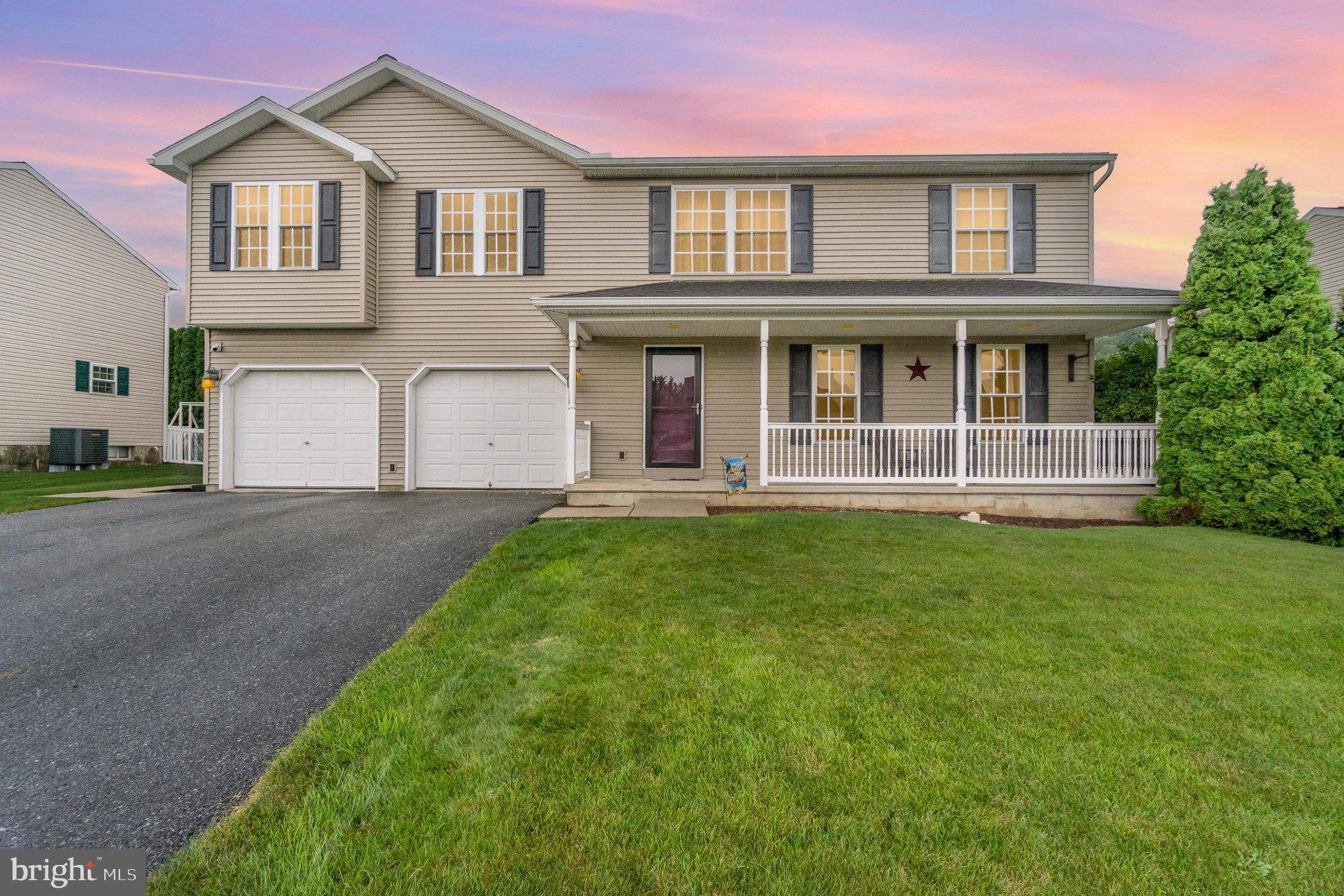 163 JULIA LN, Lebanon, PA 17042