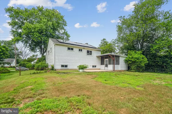 Odenton, MD 21113,529 RITA DR