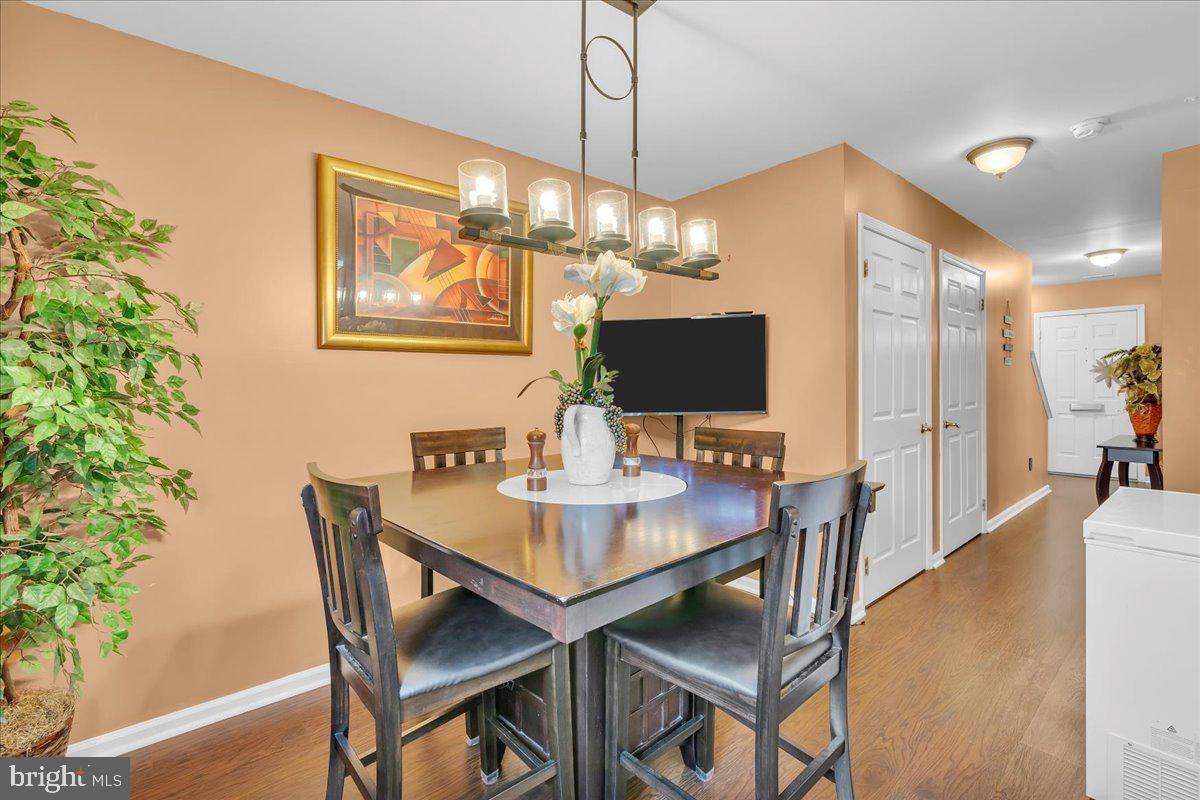 Camden, NJ 08103,101 BENSON CT