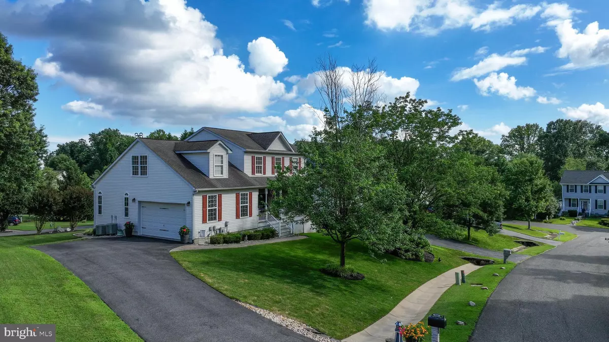 Edgewater, MD 21037,855 CLAMSHELL CT
