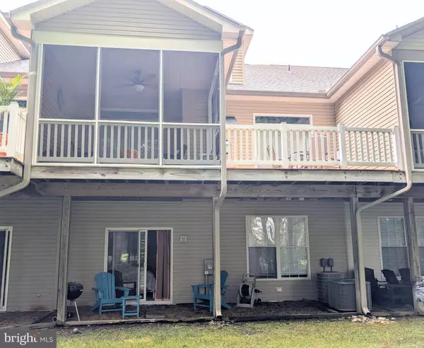 Ocean Pines, MD 21811,128 HINGHAM LN #17