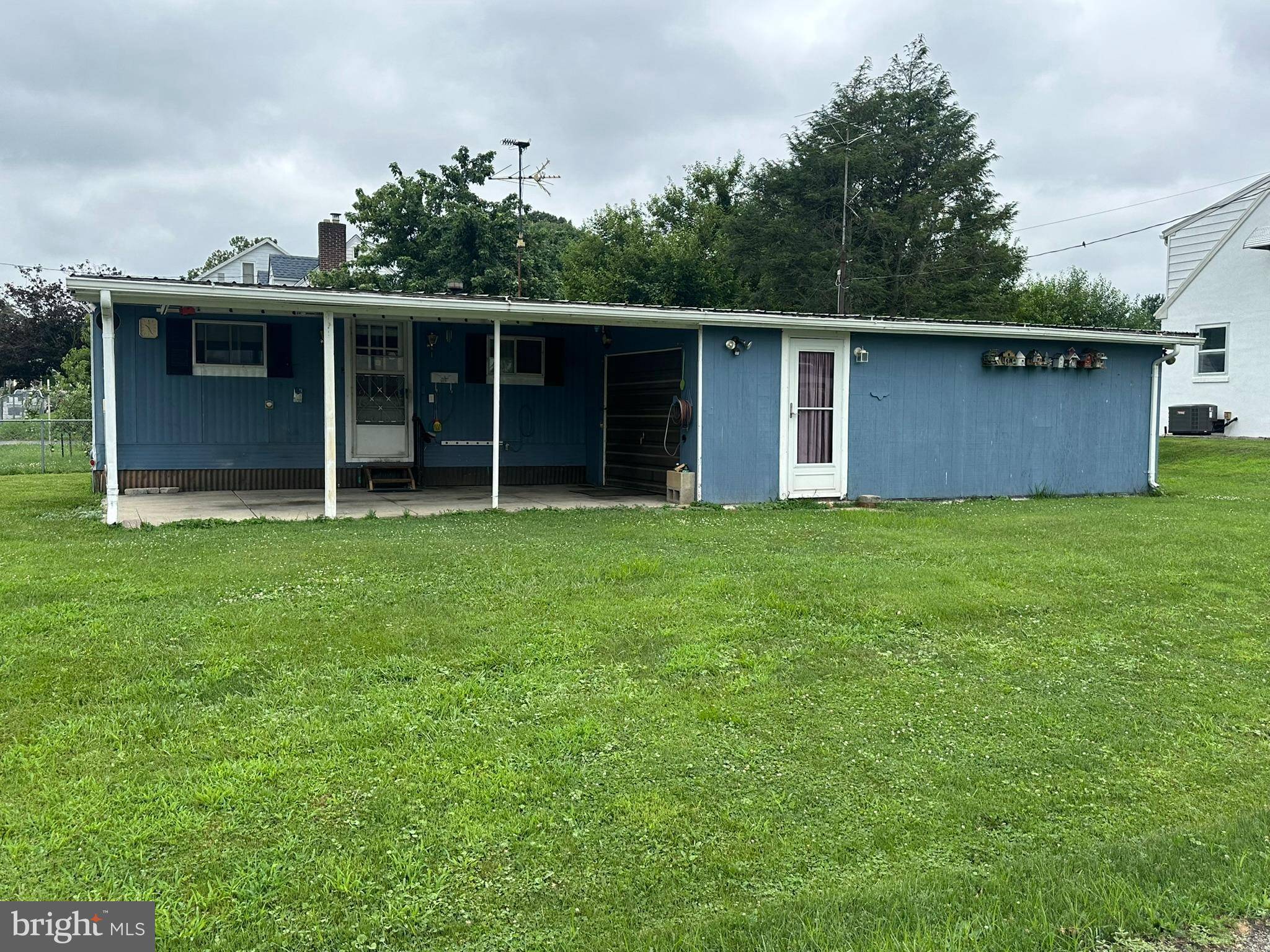 Hanover, PA 17331,124 CHARLES AVE