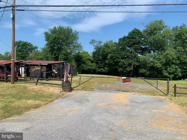Mount Holly Springs, PA 17065,1450 HOLLY PIKE