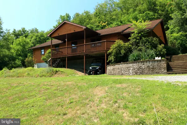 Tyrone, PA 16686,242 OSAGE LN