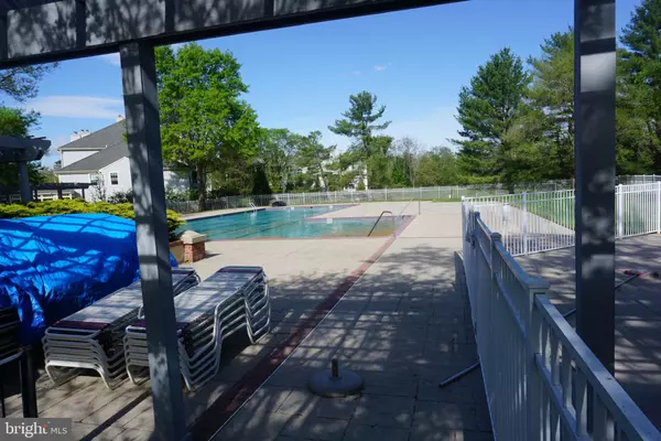 Princeton, NJ 08540,202 SALEM CT #12