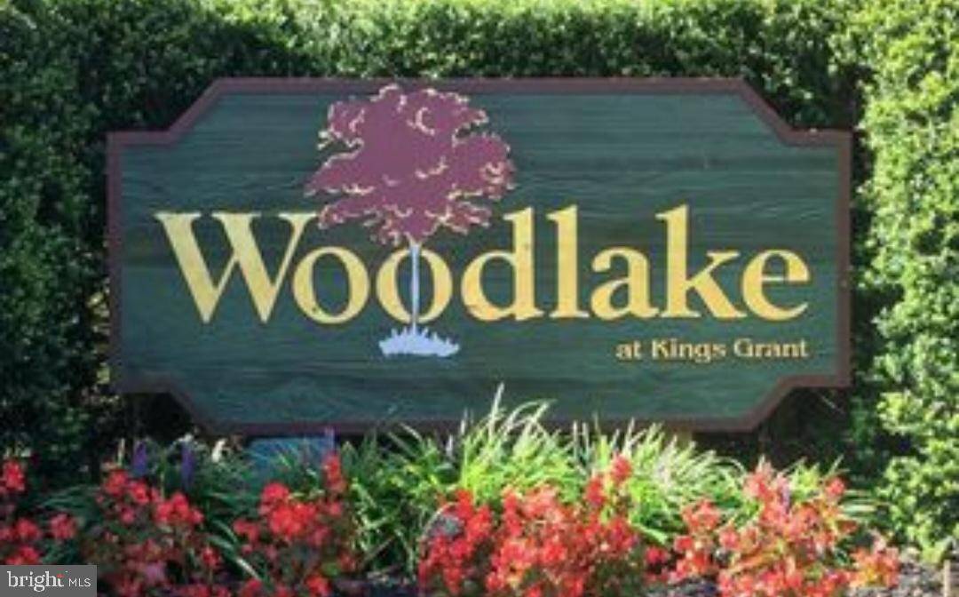 53 WOODLAKE DR, Marlton, NJ 08053