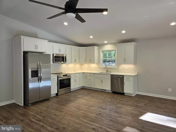 Front Royal, VA 22630,211 DOGWOOD FARM RD