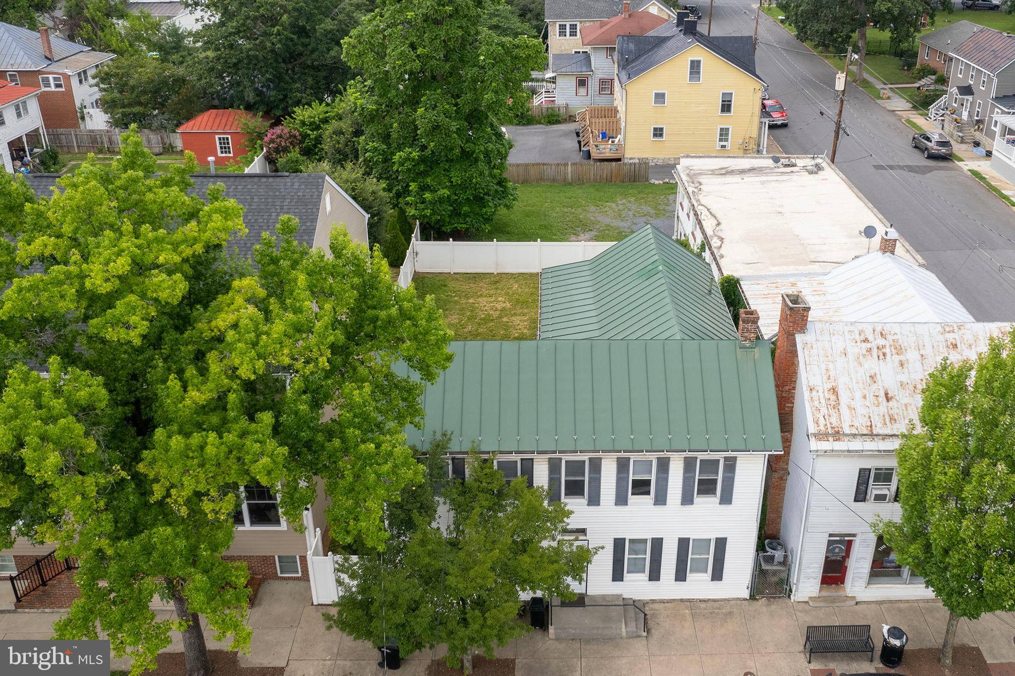 Winchester, VA 22601,707 S BRADDOCK ST