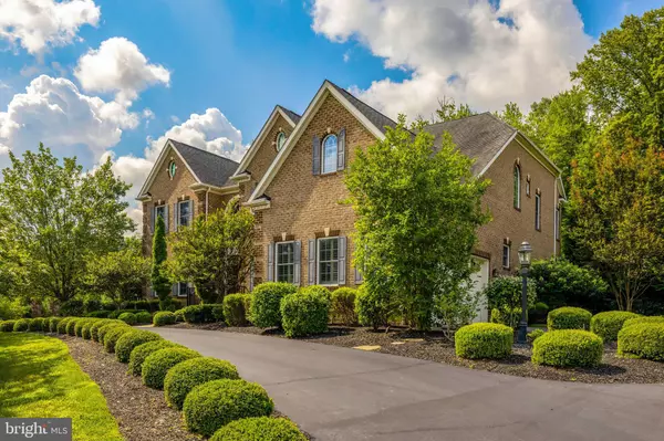 Vienna, VA 22182,1678 HUNTING CREST WAY