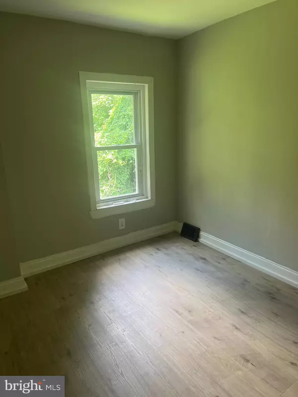 Philadelphia, PA 19144,487 E PENN ST