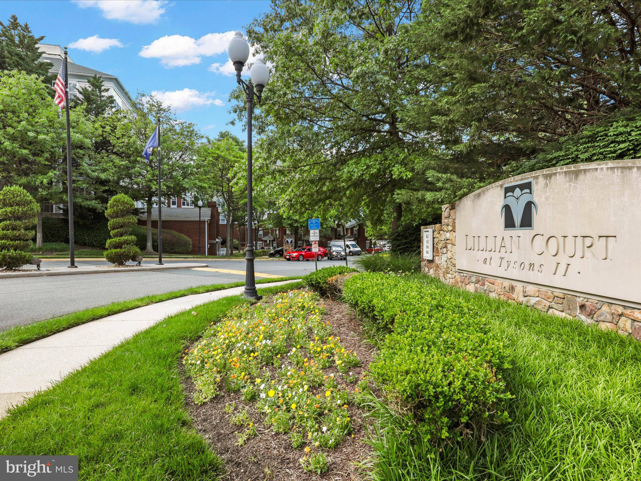 1645 INTERNATIONAL DR #203, Mclean, VA 22102